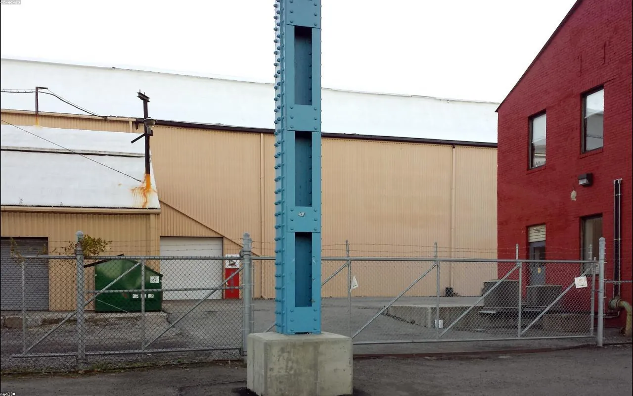 commercial security fencing for a strip retail tenant along Murray Boulevard Beaverton